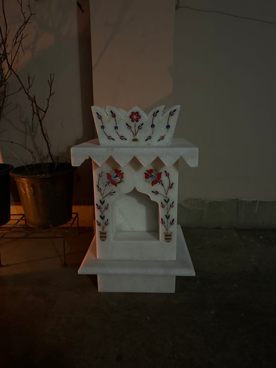 Customer photo review of Marble Tulsi Pot, White Inlay (Small) - Handicraft Bazaar