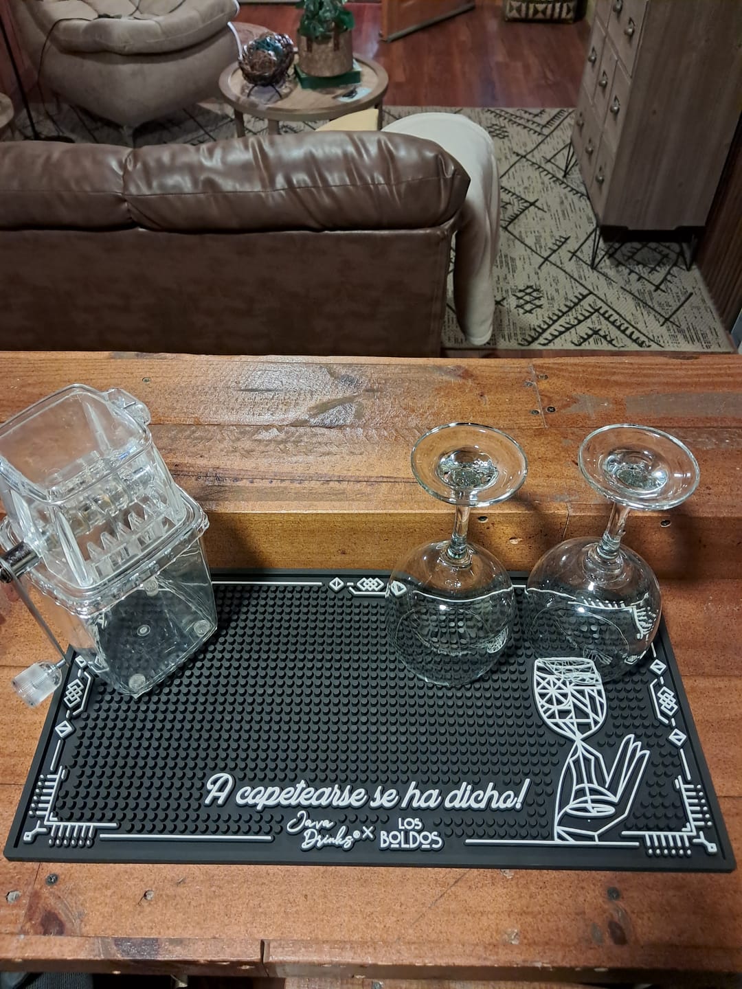 Customer photo review of Tapete de Silicona para Bar -  MAT Java Drinks Profesional 50x25 cm - Antideslizante y Resistente