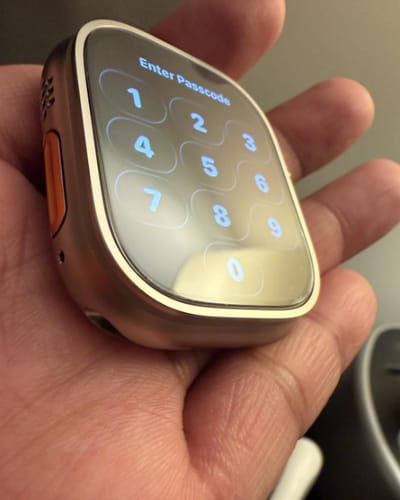 Customer photo review of Auto-alignment Military-Grade Tempered Glass for Ultra