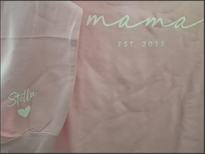 Customer photo review of Beste Mama - Gepersonaliseerde trui met 3D opdruk voor mama met naam