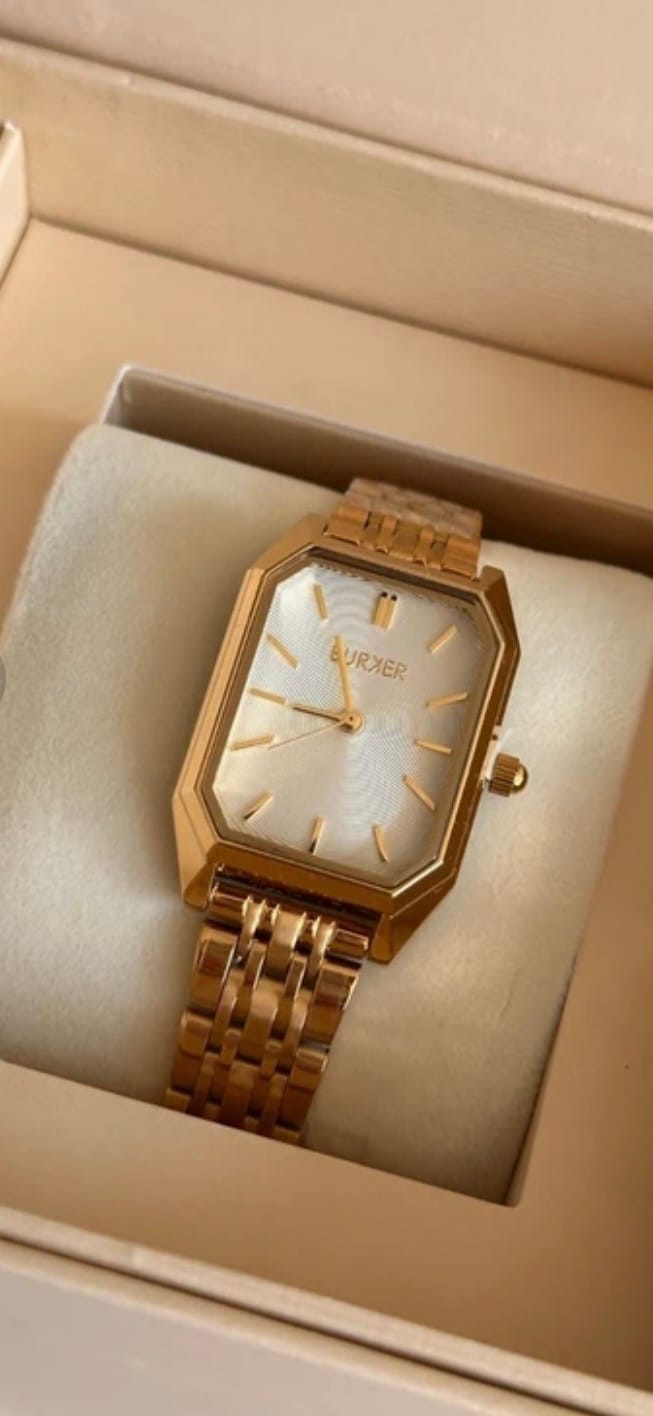 Customer photo review of Isabell Gold