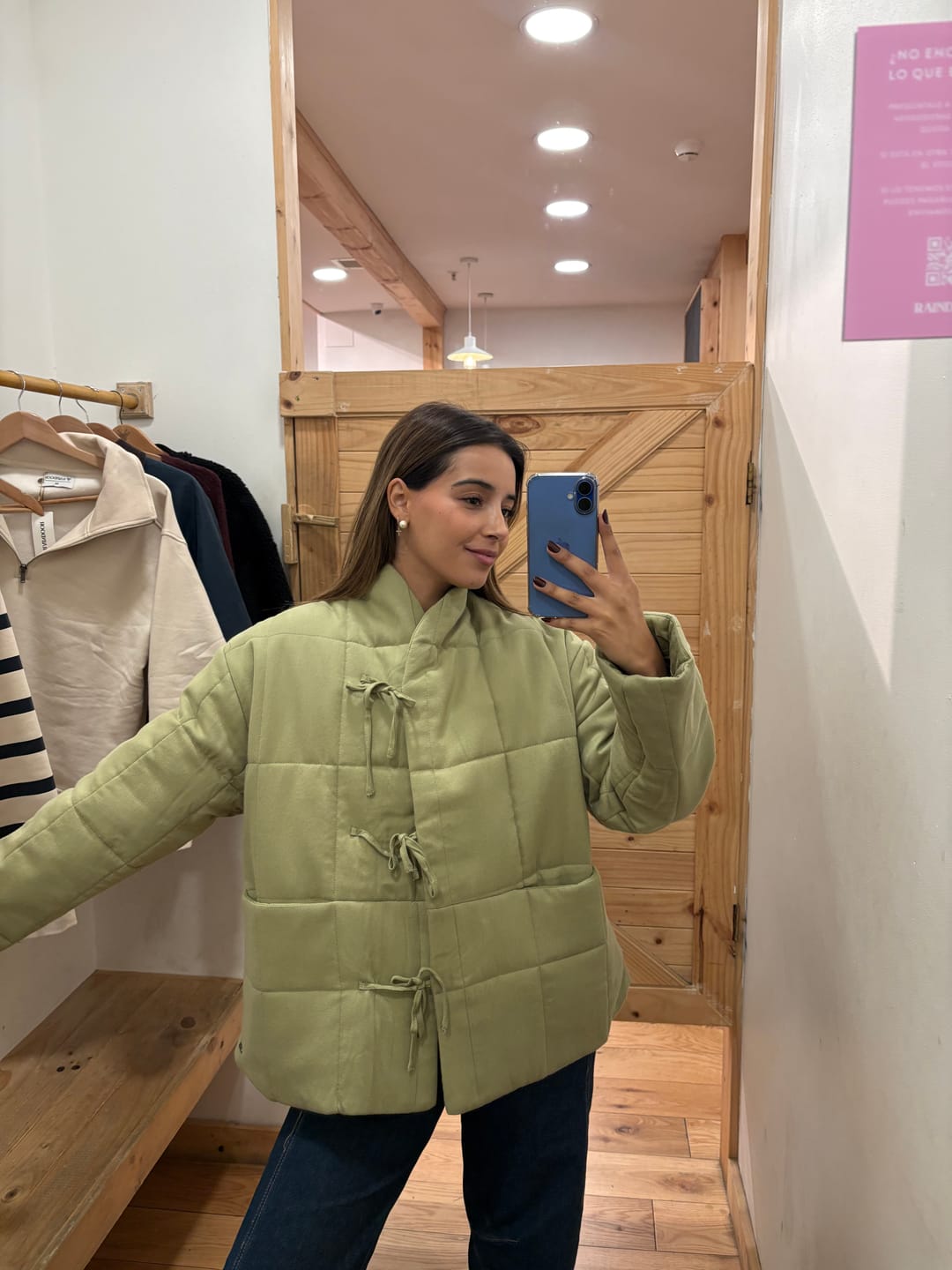 Customer photo review of Chaqueta Acolchada Cintas Pistacho