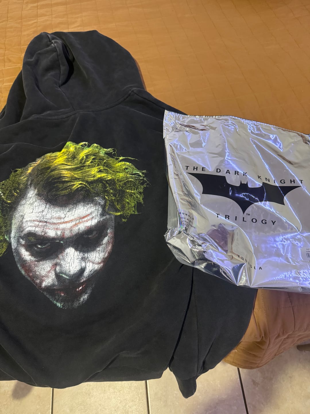 Customer photo review of 5211 - Batman Zip-Ups