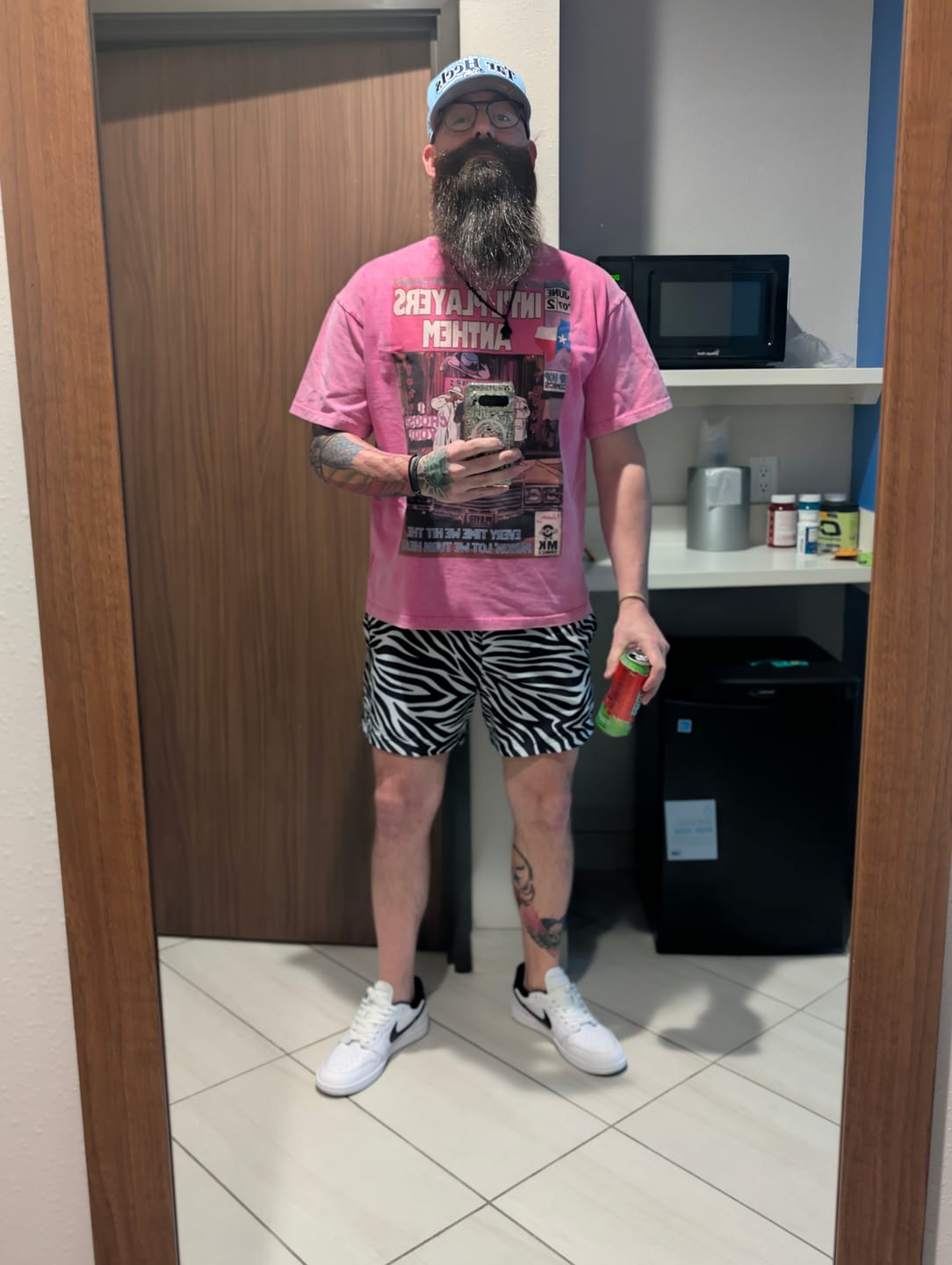 Customer photo review of Int'l Players Anthem - Snow Washed Oversized Cotton T-Shirt