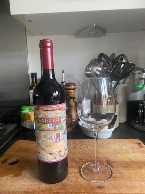 Customer photo review of Painted Cat Red, 6 bottles