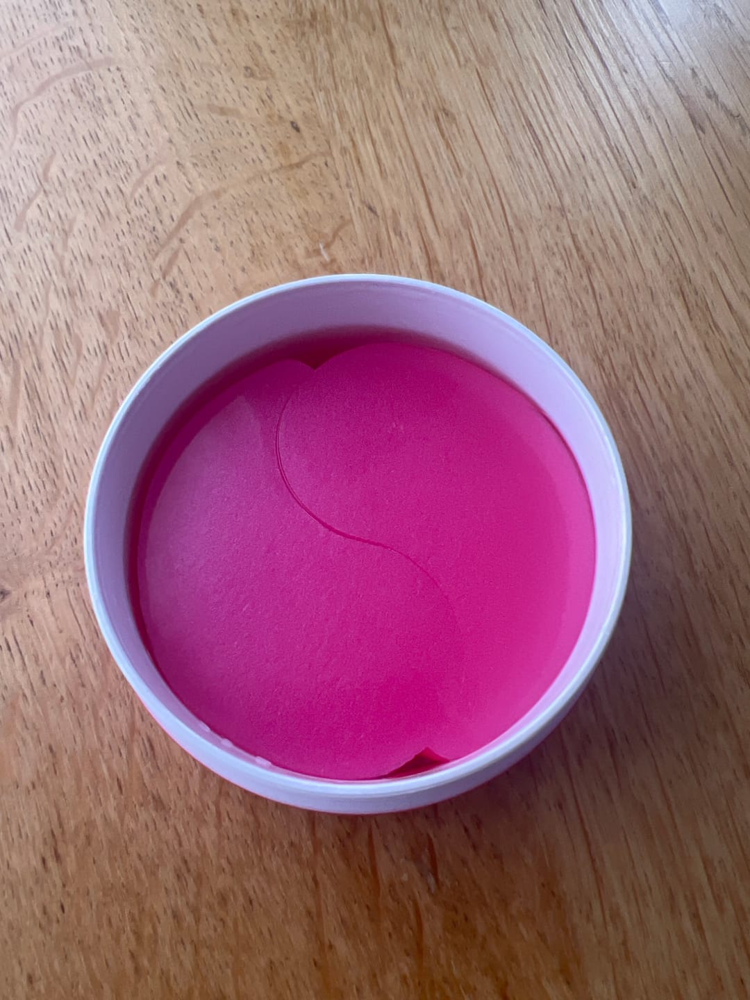 Customer photo review of Hidrogēla patči ar rožu ekstraktu un peptīdiem Medi-Peel Hyaluron Rose Peptide 9 Ampoule Eye Patch