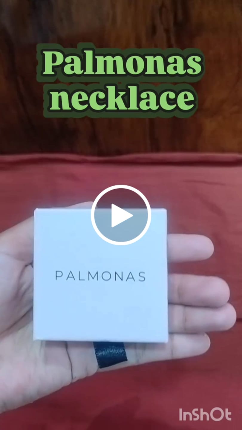 Customer video review of Daisy Flower Necklace