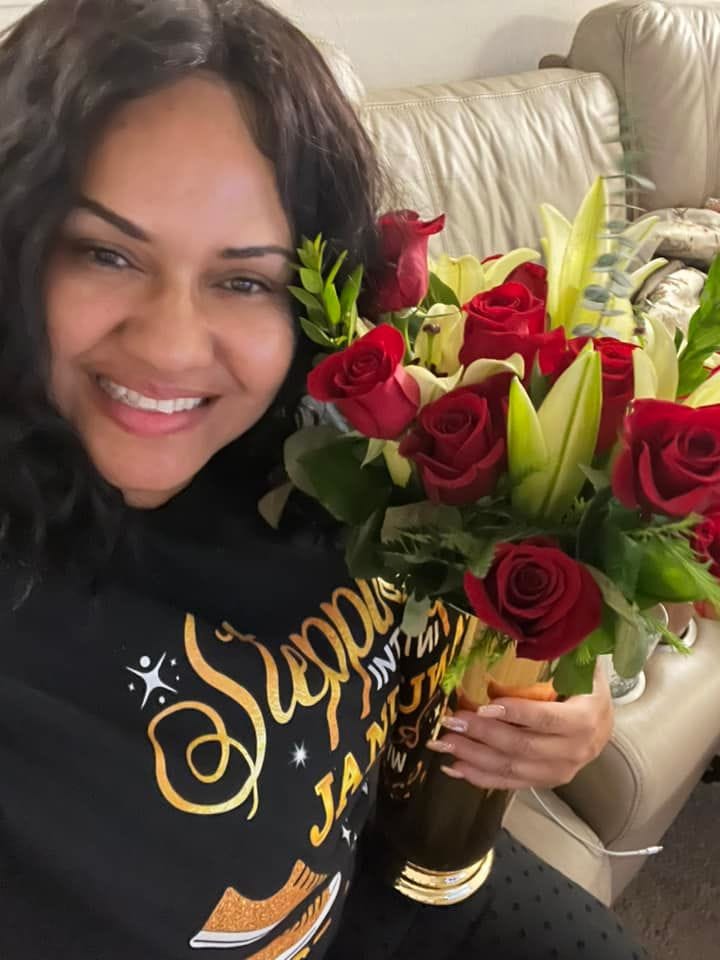 Customer photo review of June Queen