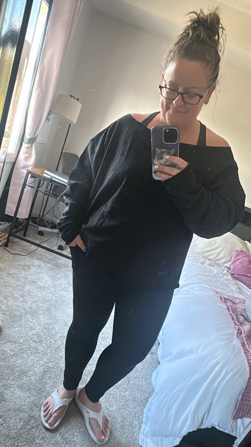 Customer photo review of Up-Tight Leggings