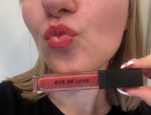 Customer photo review of Pheromone Plumping Gloss