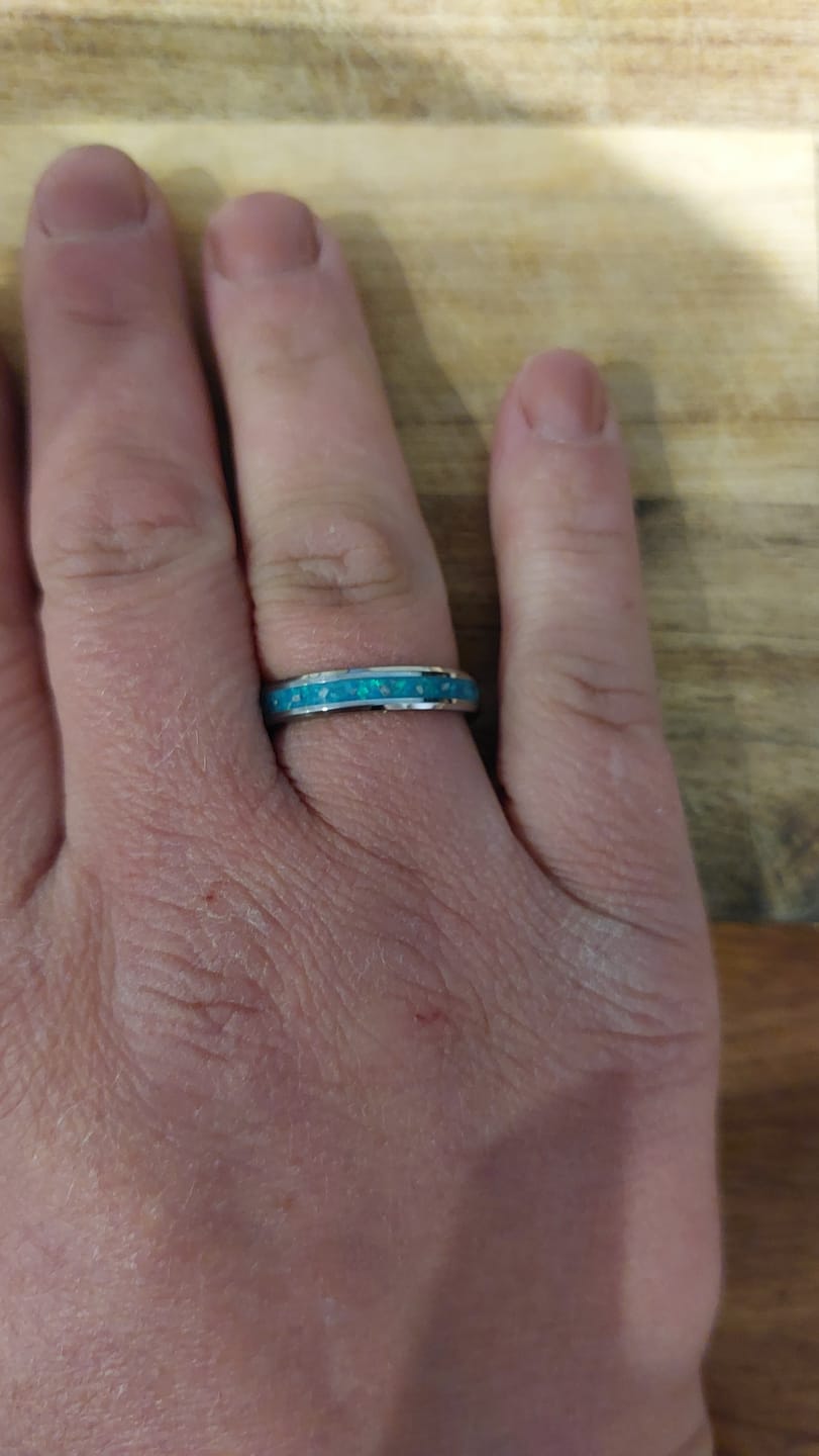 Customer photo review of Ladies Ocean Promise Channel Ring