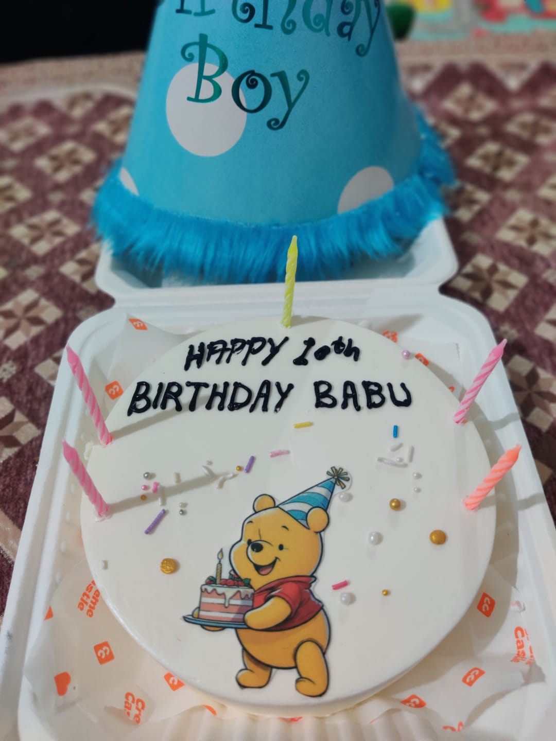 Customer photo review of Winnie the Pooh Honey Cake