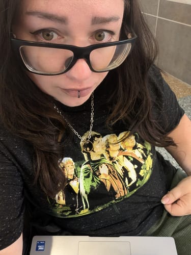 Customer photo review of Lord of the Rings Mens T-Shirt - The hobbits Frodo Samwise and More Forest Splash