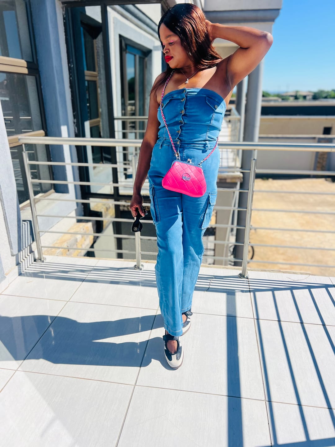 Customer photo review of ERA Mini Kisslock Chain Bag – Pink