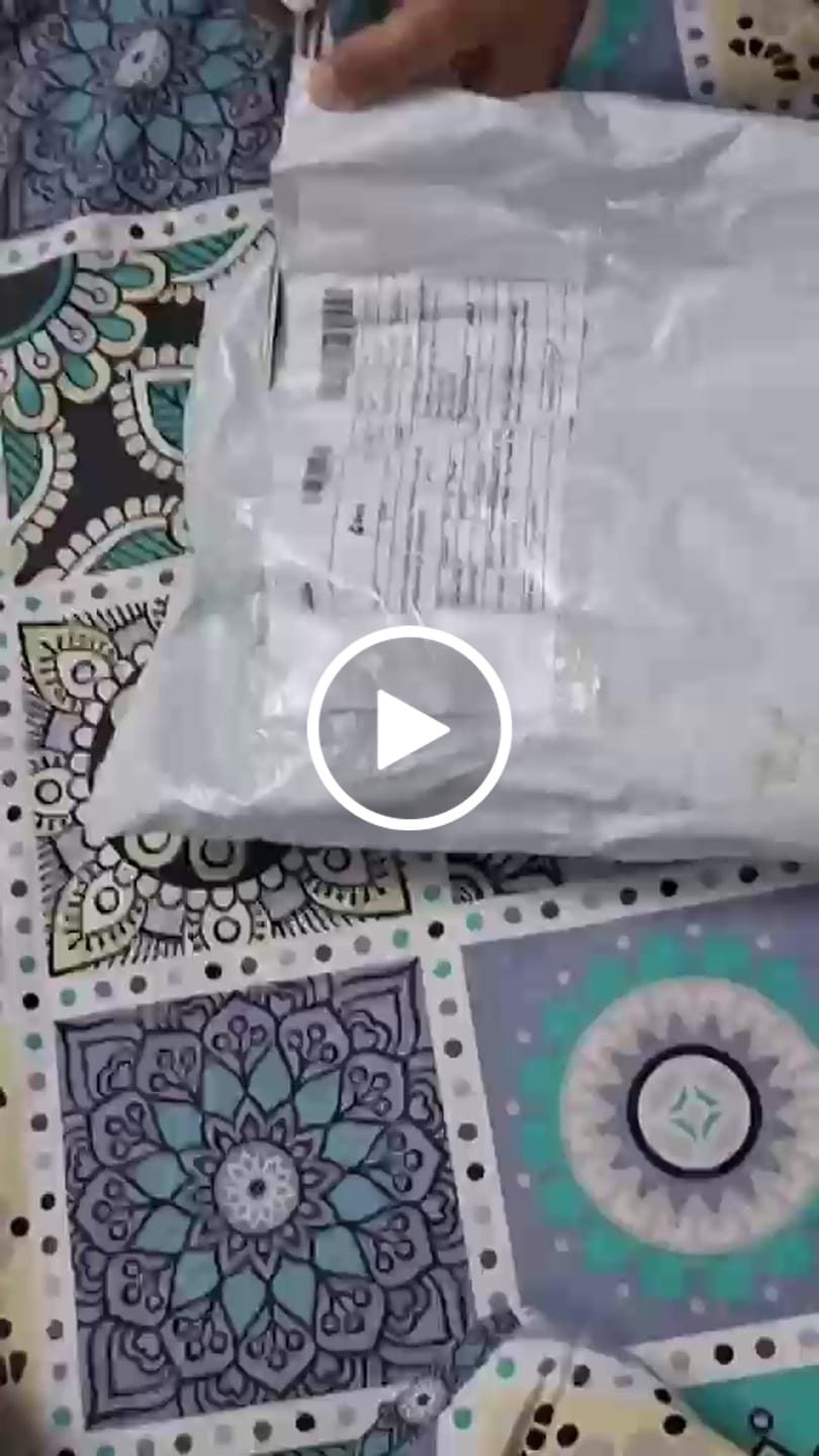 Customer video review of UV Protected Umbrella with Torch - Unbreakable | Windproof | Waterproof