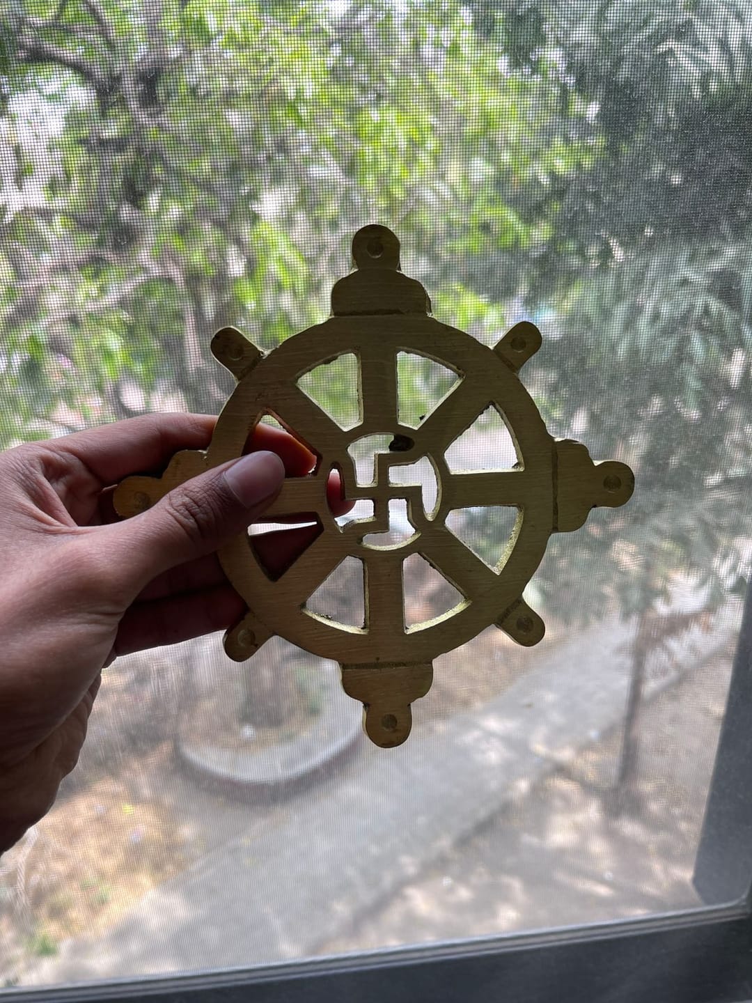 Customer photo review of Brass Chakra Satiya Helix – Vastu Remedy for West Direction Correction | Energy Balance Support | 4.5 Inch