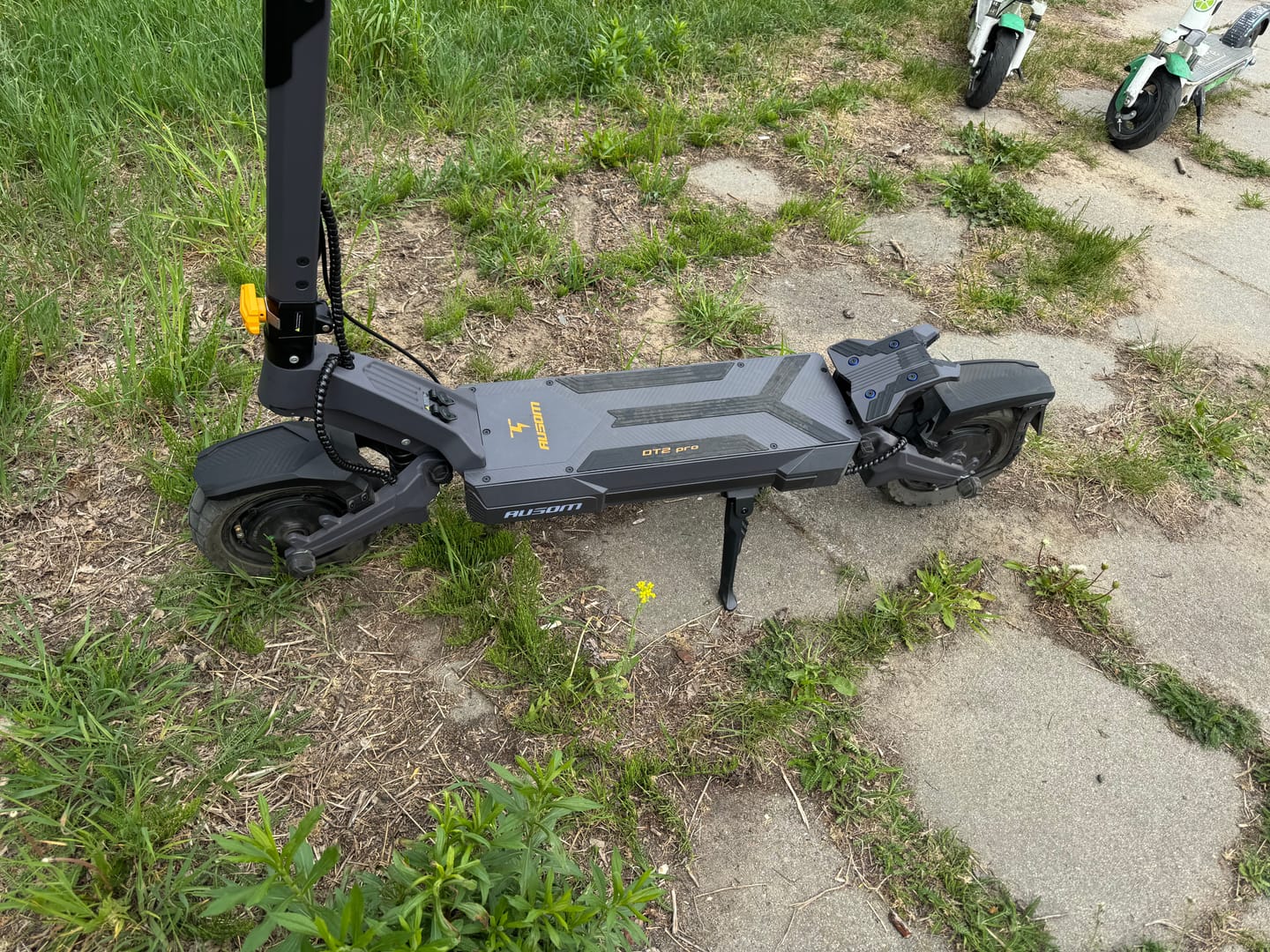 Customer photo review of Ausom DT2 Pro Hulajnoga elektryczna