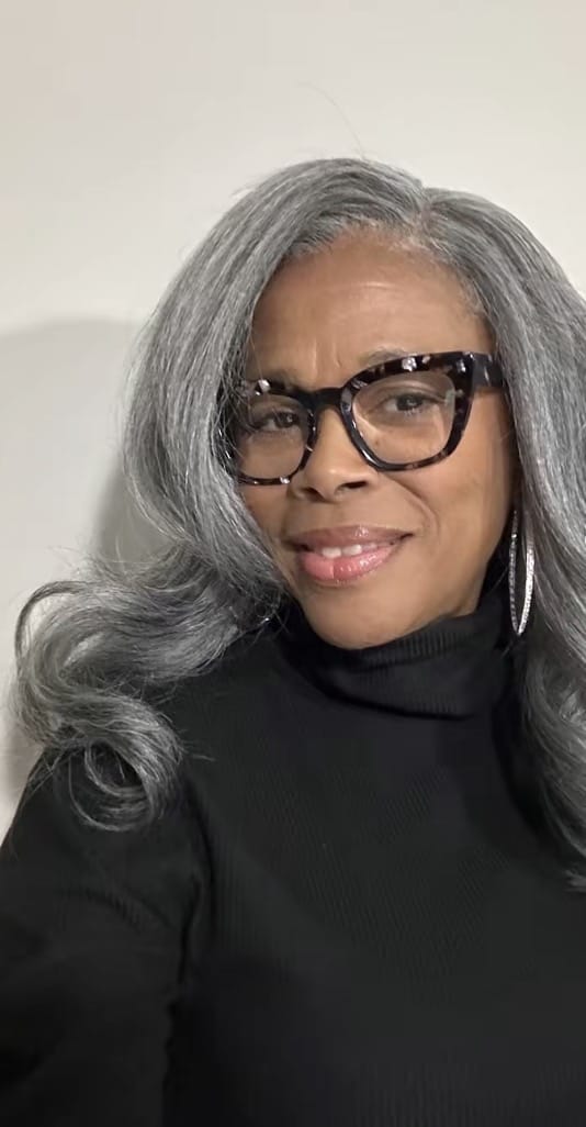 Customer photo review of Luvwin Salt & Pepper Gray Beginner Friendly Glueless Layered Cut Wave Wig 100% Human Hair