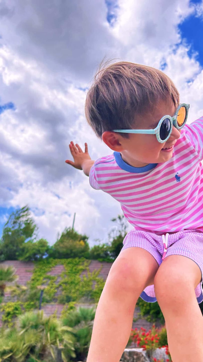 Customer photo review of Gafas de sol Infantil New Scottish Ciel Sostenibles Nenina & Co