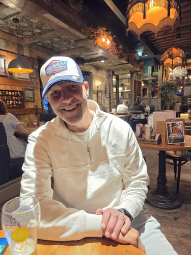Customer photo review of Sylvain Guintoli x Diamond Charity Cap – 100% Donation