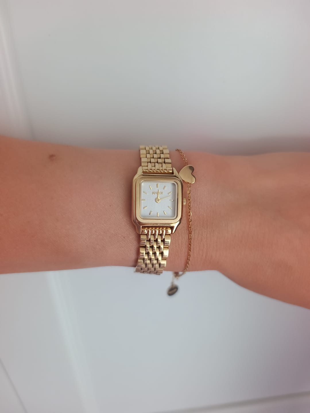 Customer photo review of Macy Petite Gold White