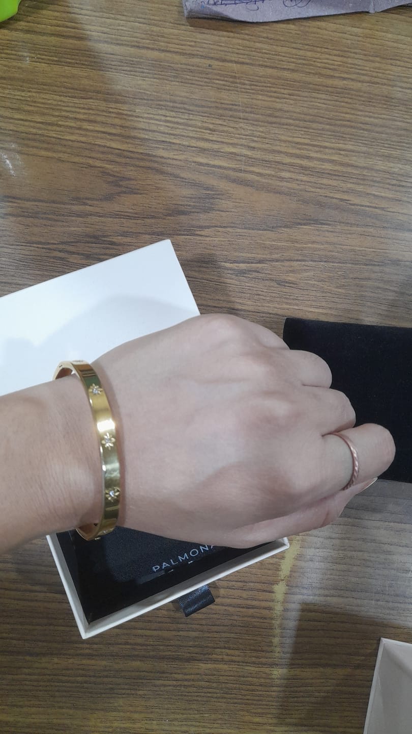 Customer photo review of Golden Line of Light Kada