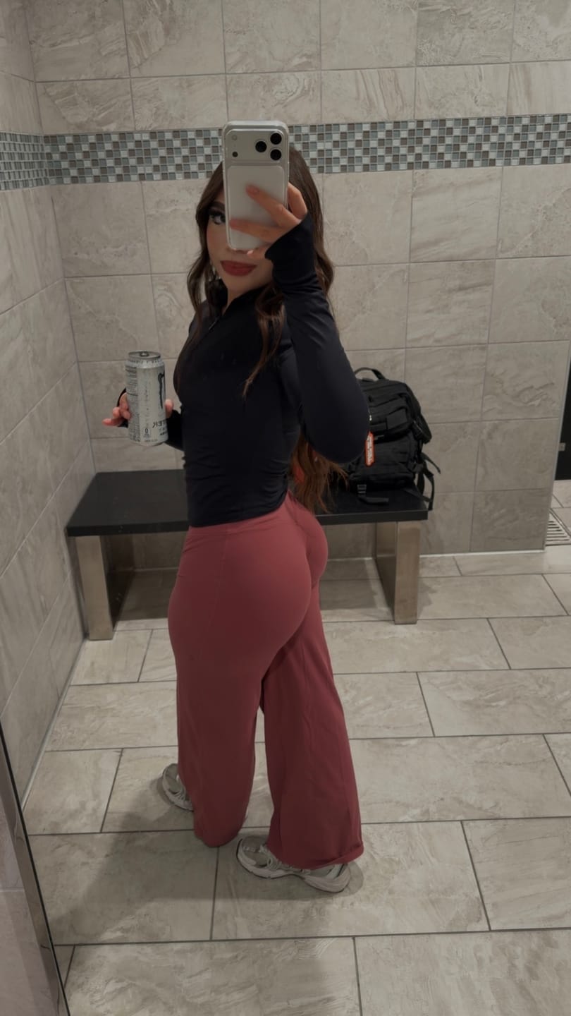 Customer photo review of W2257 - Kove Wide Leg Flare Leggings (Regular)