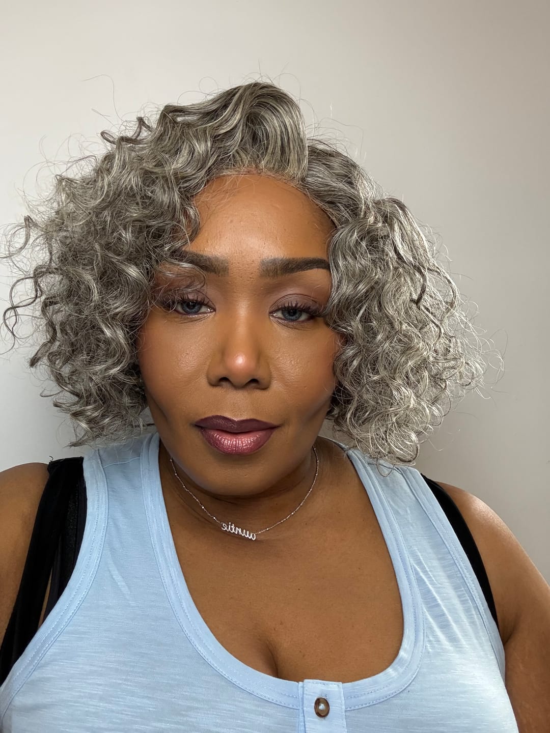 Customer photo review of Luvwin 5x5 Lace Salt and Pepper Loose Water Wave Human Hair Gray Wig For Seniors