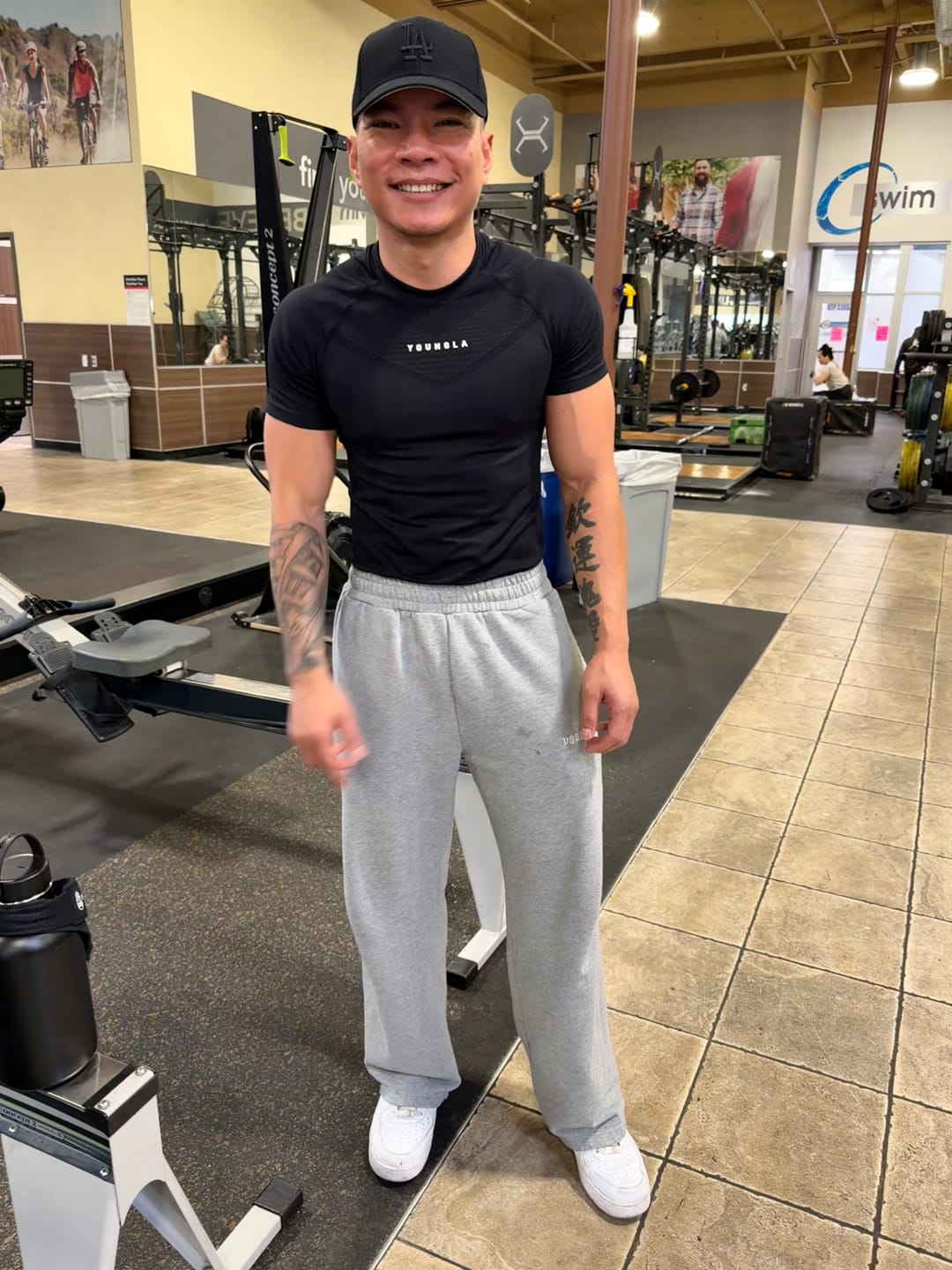Customer photo review of 2111 - Classic Baggy Sweats