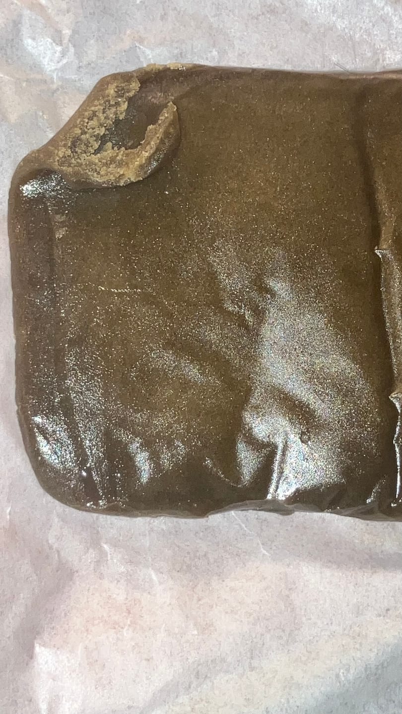 Customer photo review of Static Sift - THCa Hash Bar - 100g