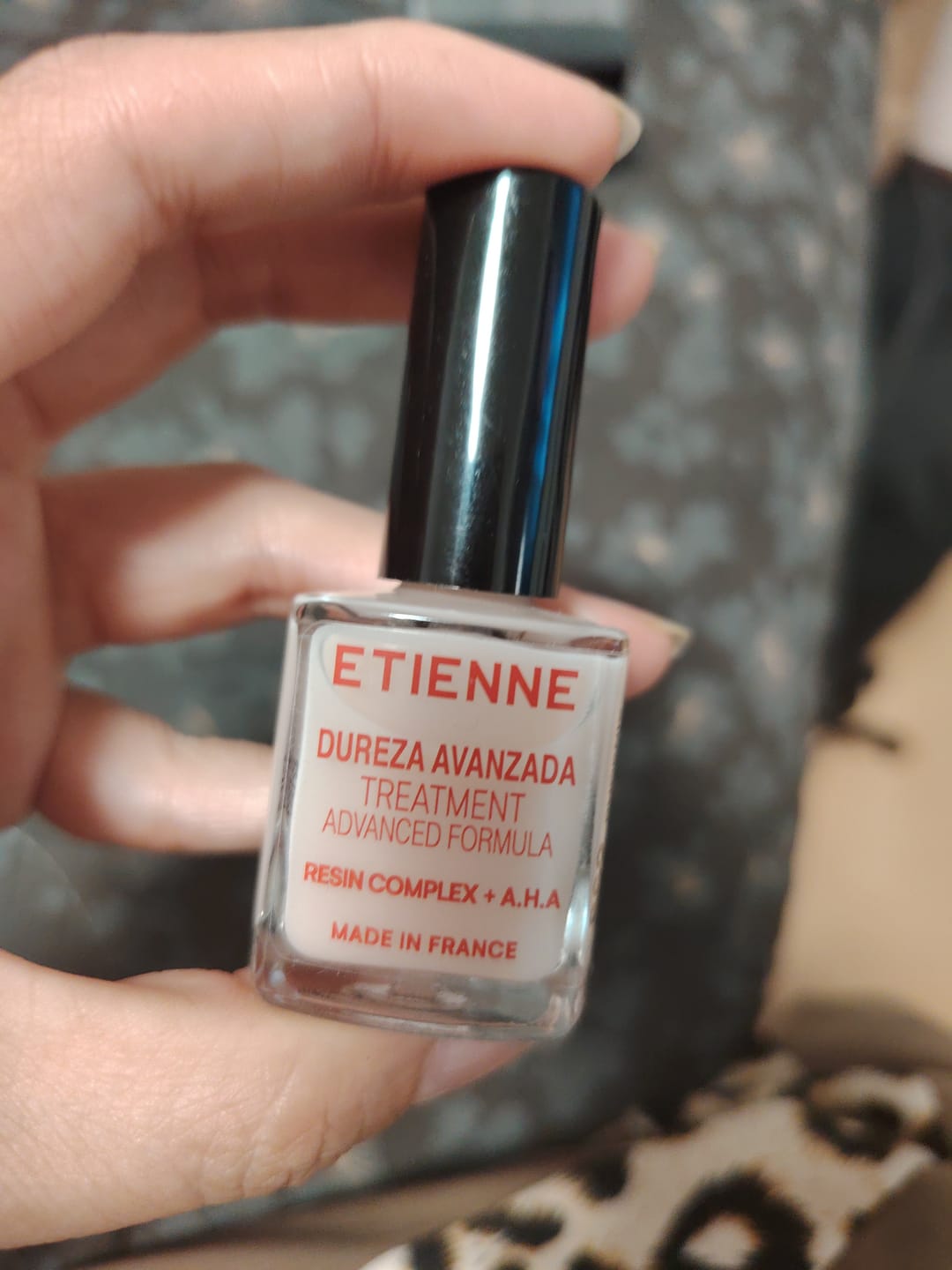 Customer photo review of Esmalte de Uñas Phoenix Fortaleza Avanzada con Retinol