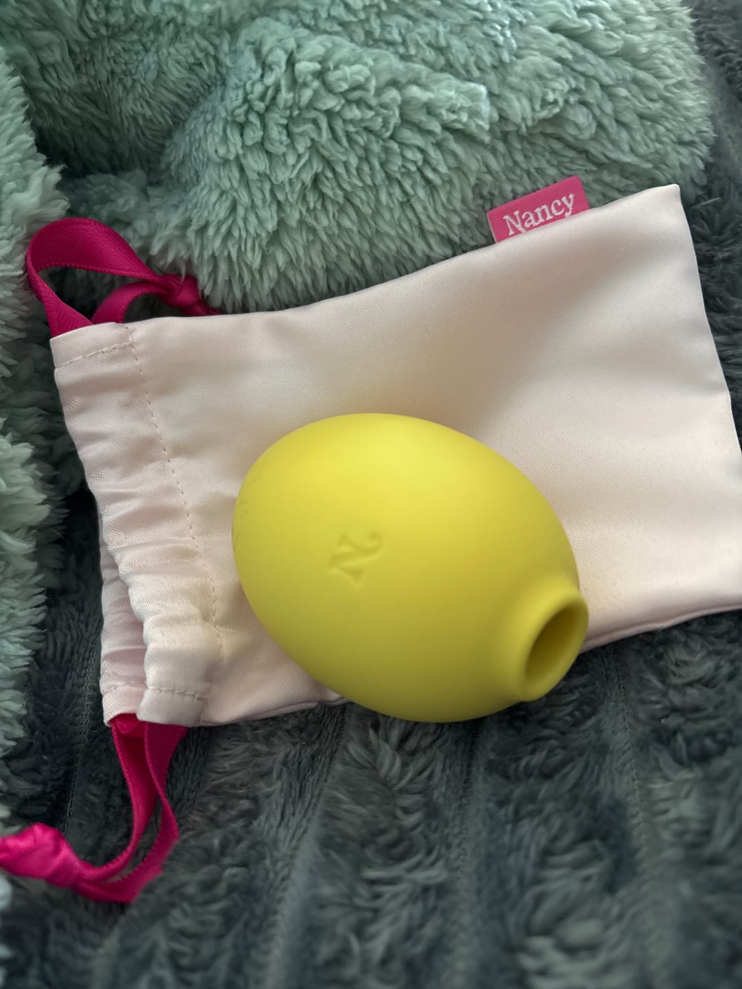 Customer photo review of Lem Clitoral Massager