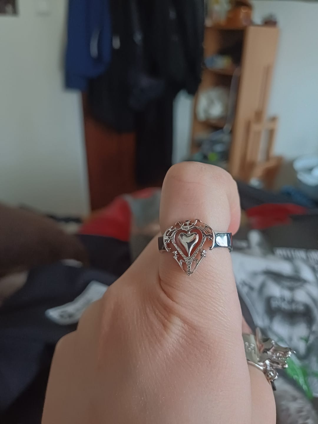 Customer photo review of ANTIQUE HEART RING