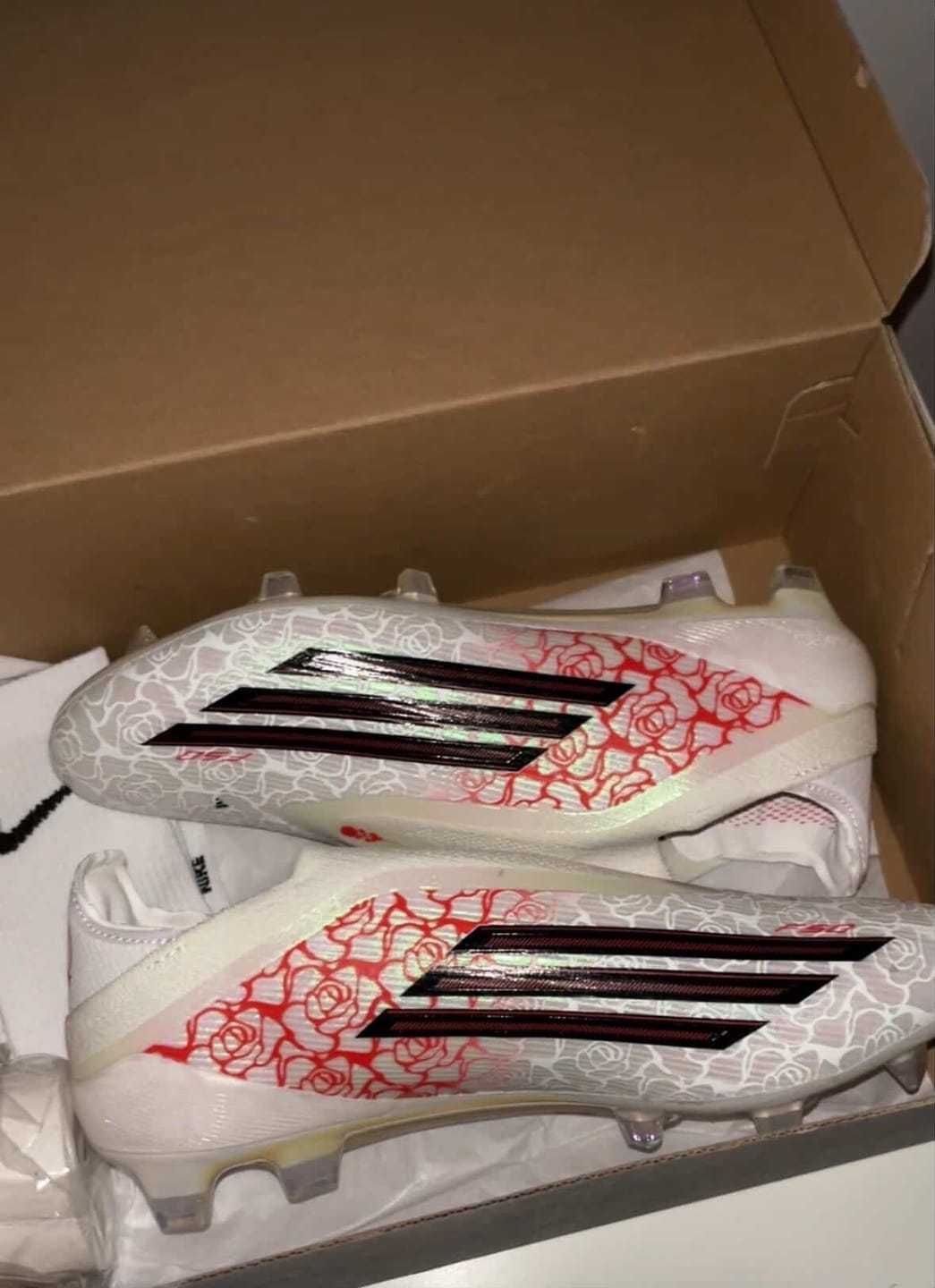 Customer photo review of adidas F50 x LAMINE YAMAL Elite FG - White Pink