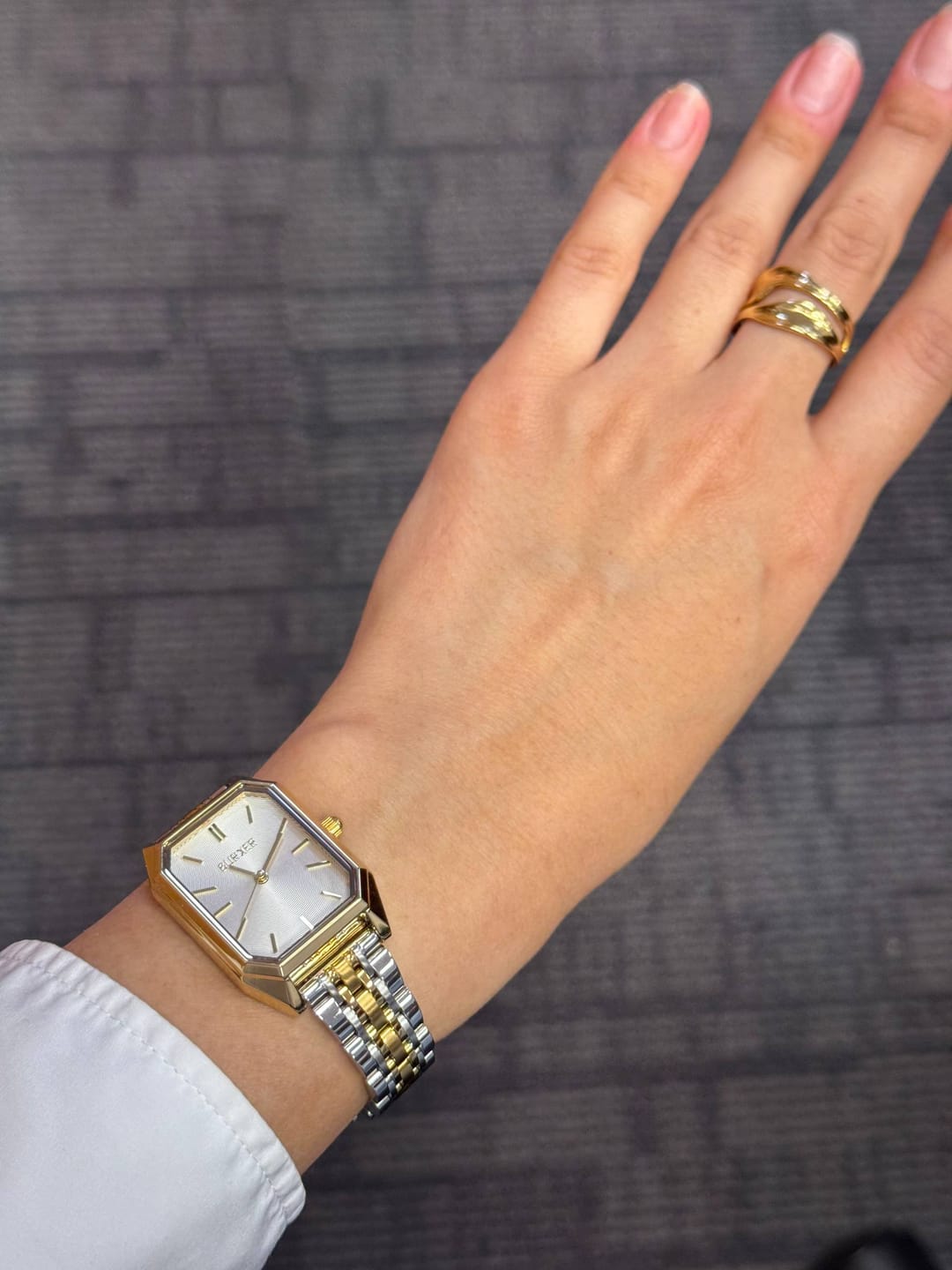 Customer photo review of Isabell Gold Silver