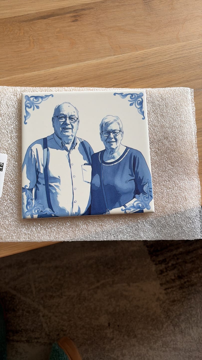 Customer photo review of Delfts Blauw tegeltje bedrukken met jouw foto