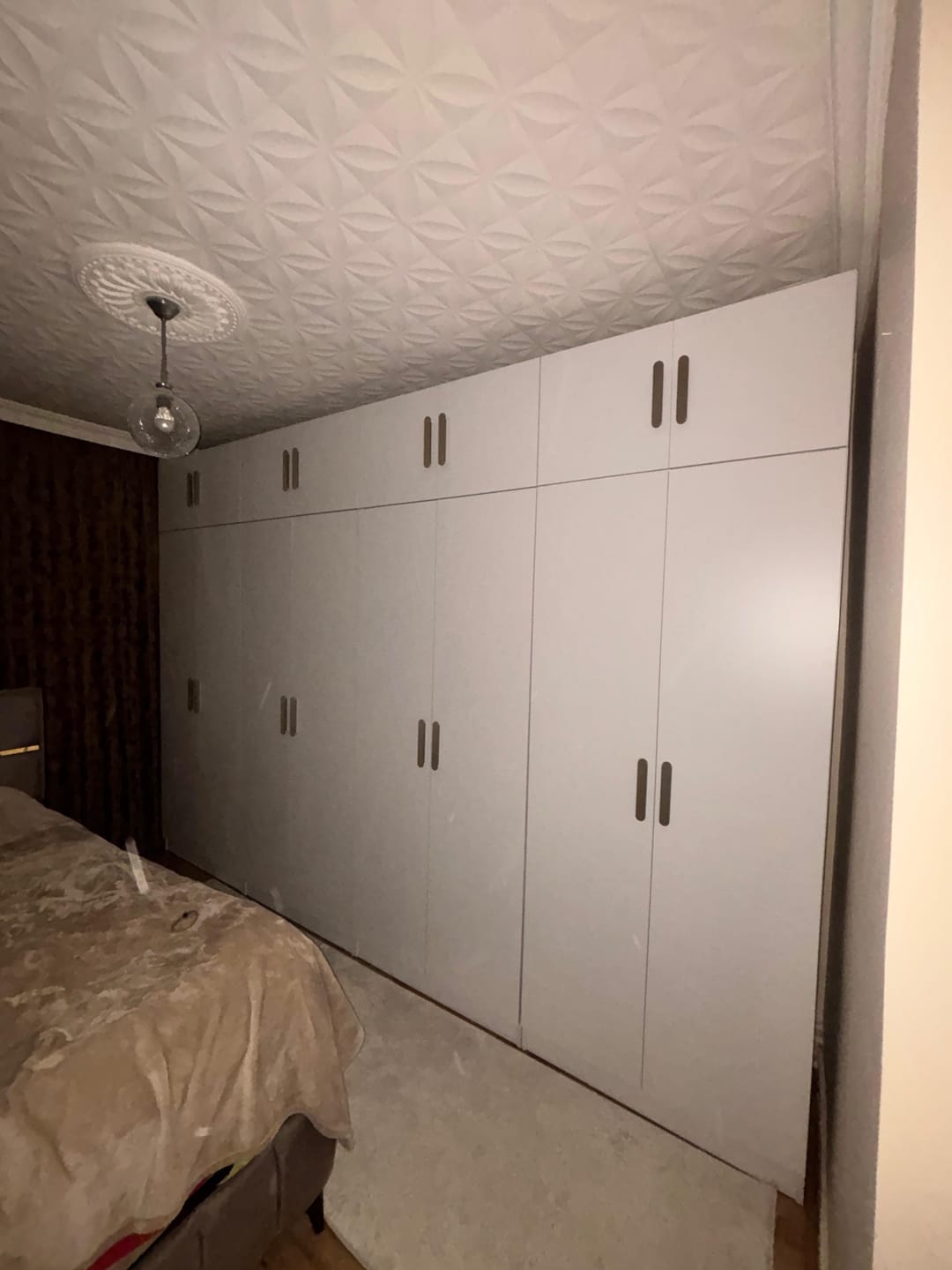 Customer photo review of Rani BA154 Geniş Gardırop Elbise Dolabı 9 Kapaklı 2 Çekmeceli 13 Raflı 5 Askılı Modüler Dolap Beyaz
