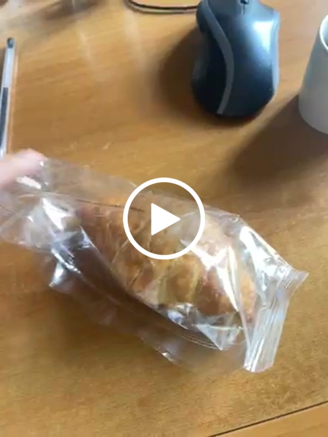 Customer video review of 15 Cornetti proteici ripieni di crema al pistacchio