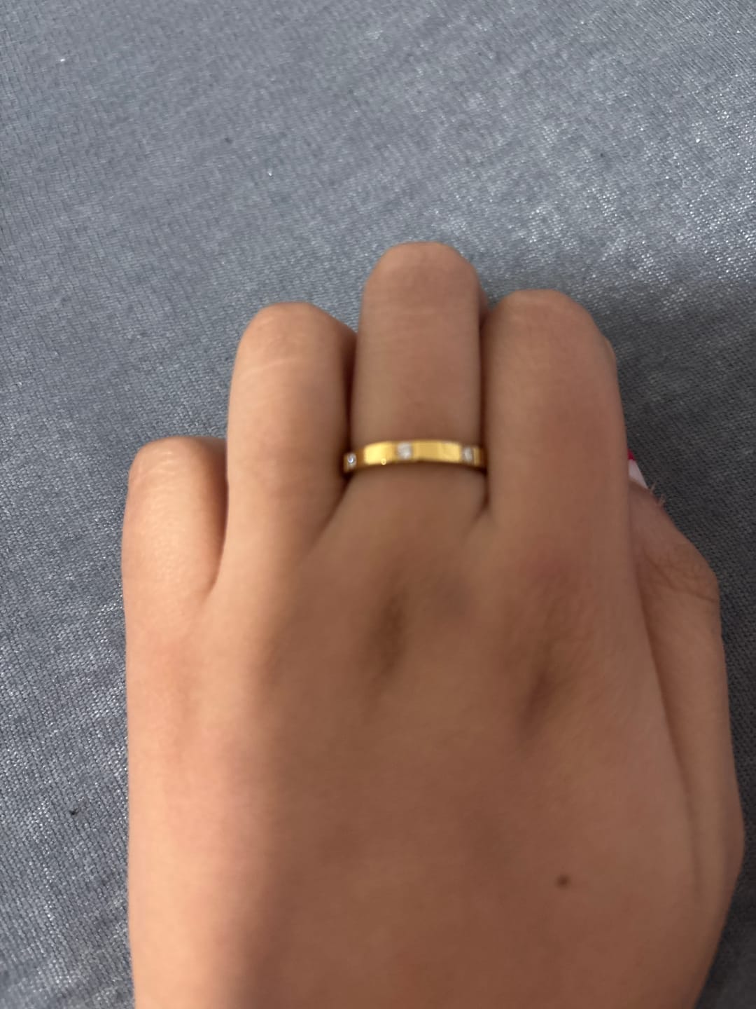 Customer photo review of Lola Ring | 18K vergoldet