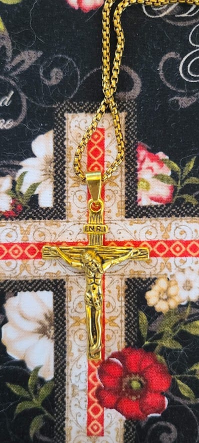 Customer photo review of FREE Today: Christ Jewelry Crucifix Pendant Charm Necklace