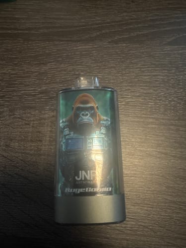 Customer photo review of JNR - Falcon Pro - 28000 Bouffées - 2% de nicotine - Puff Jetable / Vape Disposable