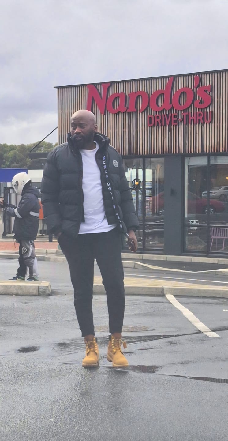 Customer photo review of Bionic L/Sleeve Puffer No Hood Black