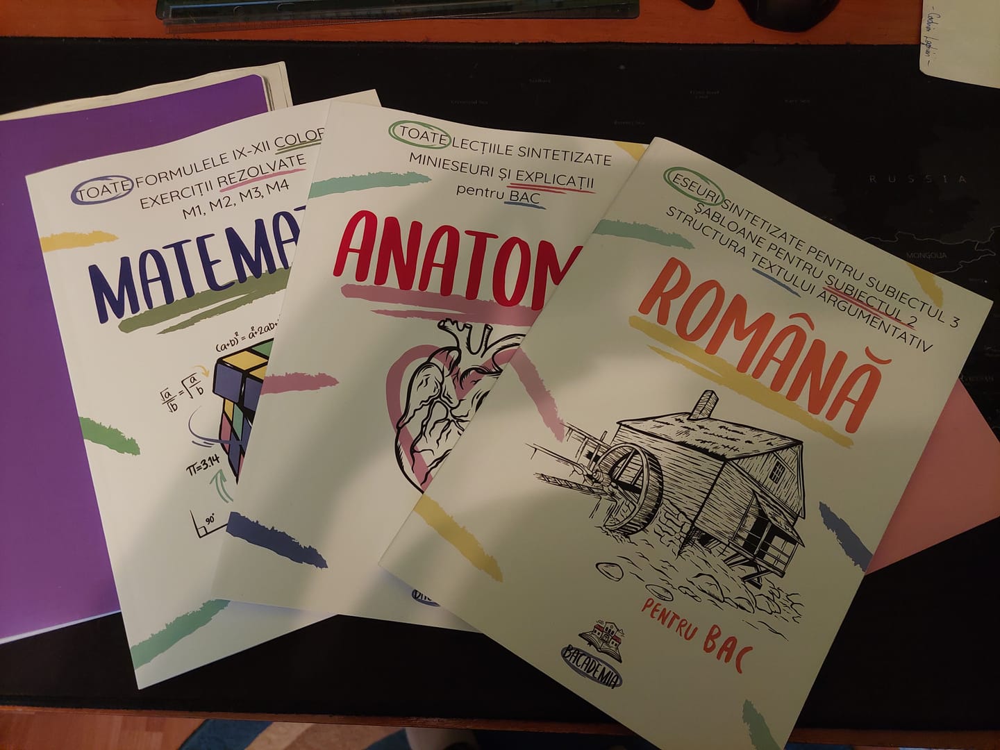 Customer photo review of Pachet Bacalaureat (Română + Matematică + Anatomie clasele XI-XII) Bacademia