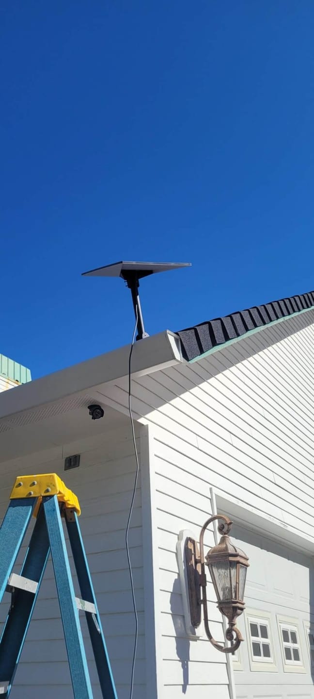 Customer photo review of Starlink Gen 3 Adjustable Roof Pole Mount Kit for Standard 4 / 4X