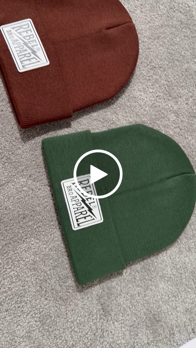 Customer video review of Beanie in Rust