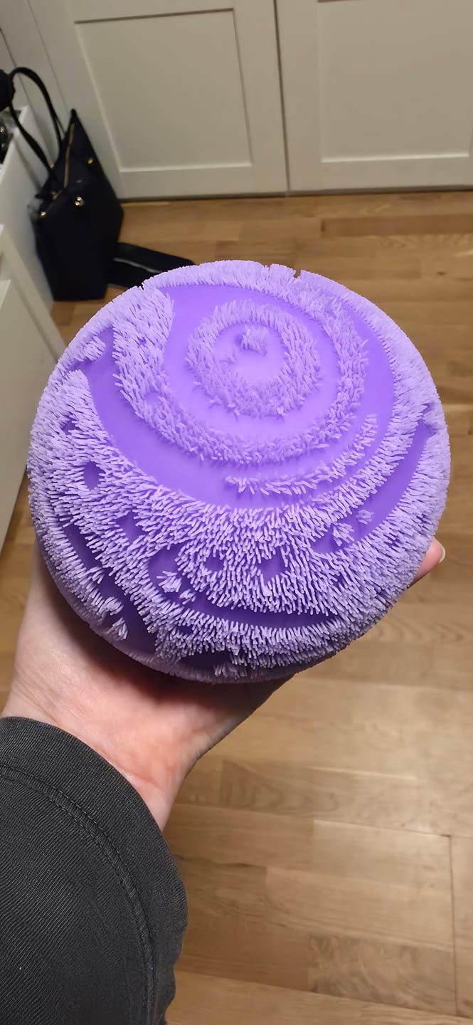 Customer photo review of NeeDoh | Super Fuzz Ball | Assortert | Stor stressleke