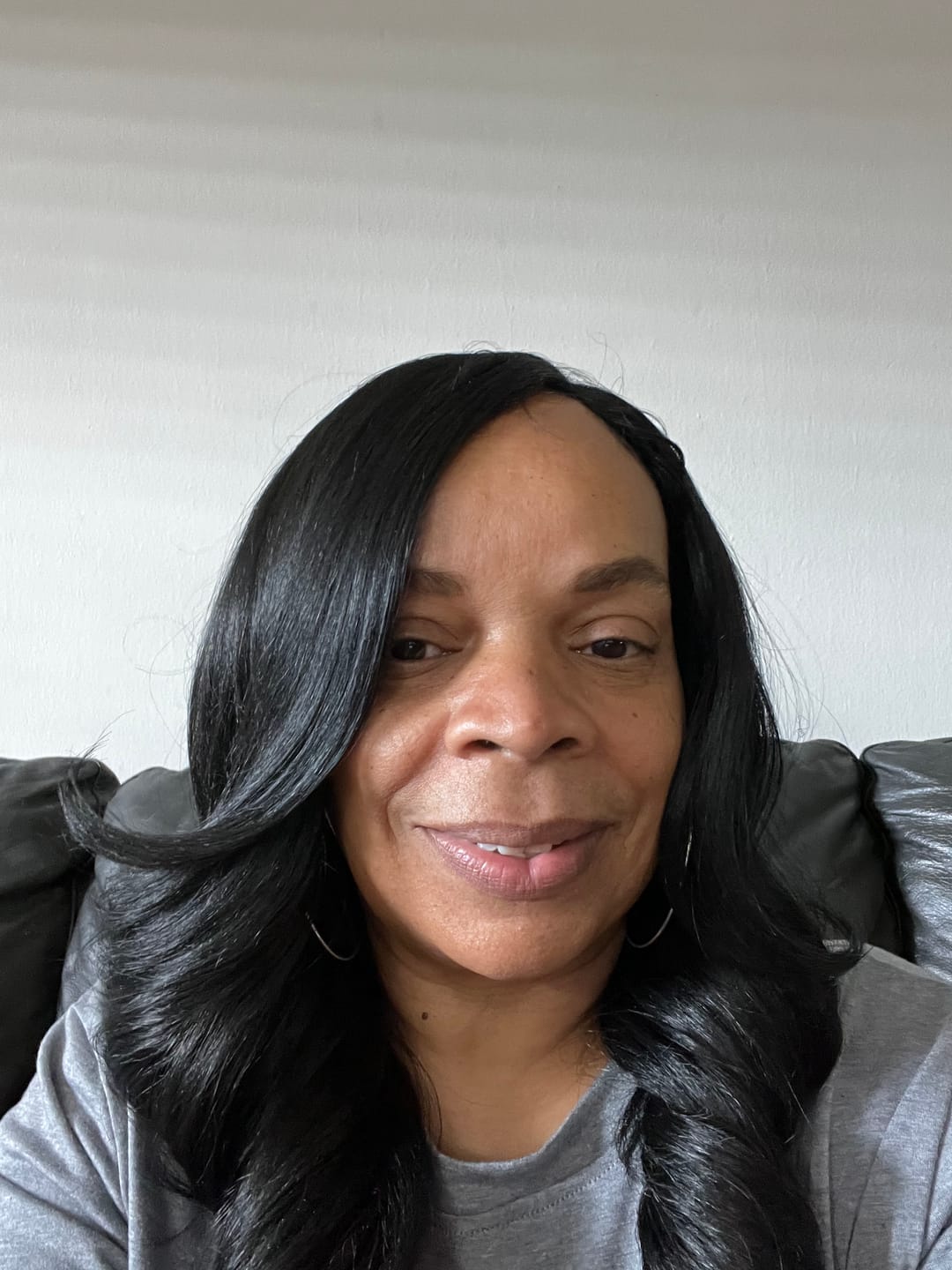 Customer photo review of Freetress Equal 5" Lace Part Wig - VALENTINO