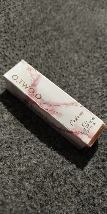 Customer photo review of O.TWO.O ICE-FILM MIRRO LIPSTICK