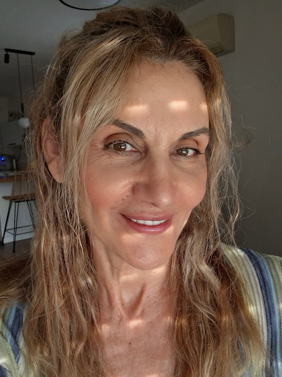 Customer photo review of עפרון גבות פודרה משולב מברשת bonic