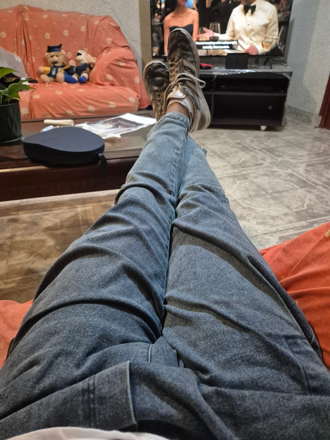 Customer photo review of Oleno Soft Washed Pants